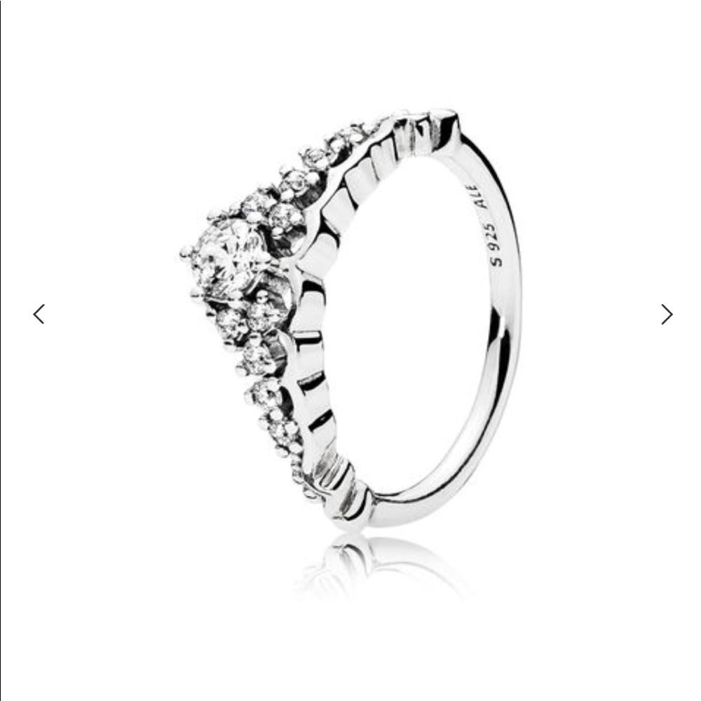 BRAND NEW Pandora Fairytale Tiara Ring